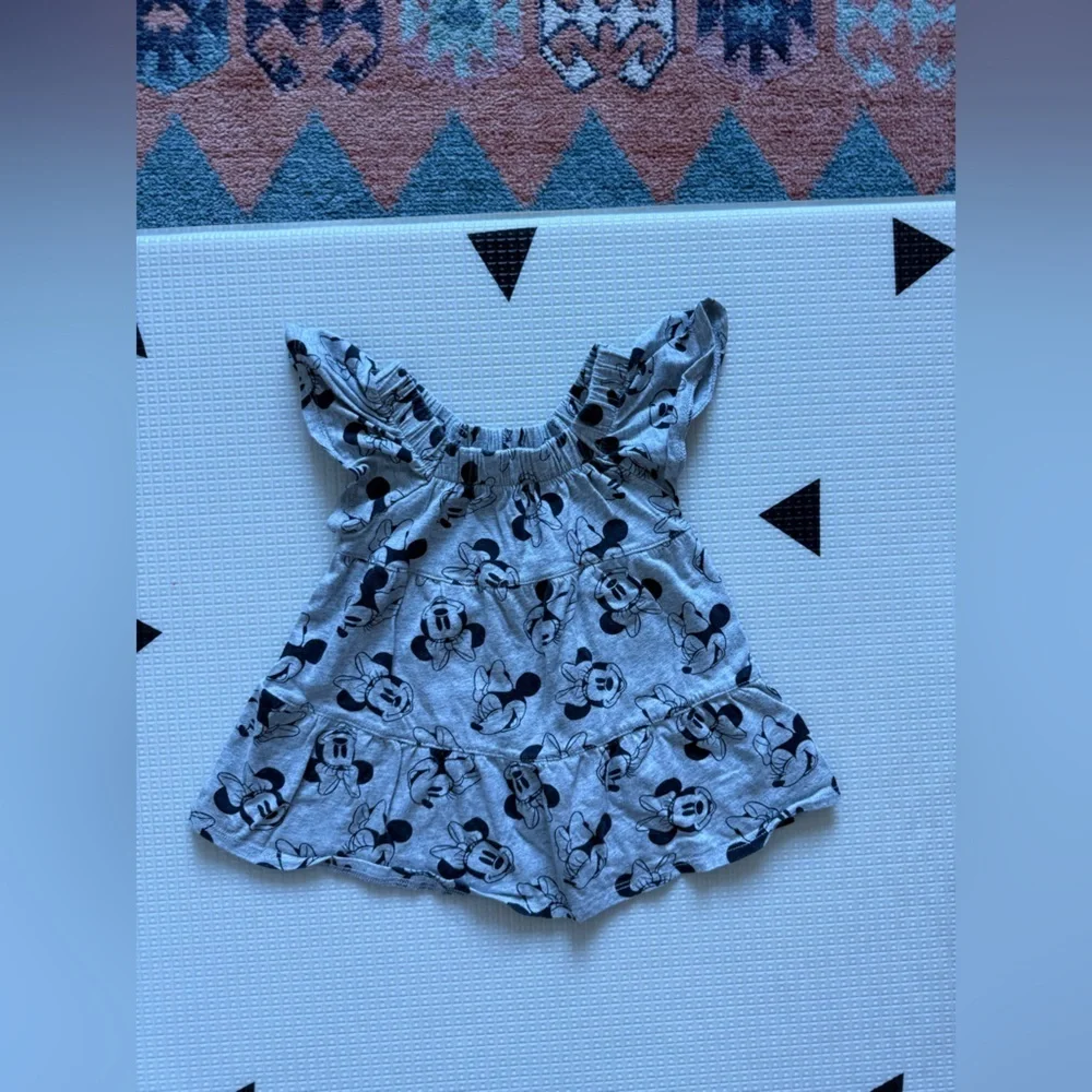 GAP X Disney Collab|Baby girl Gray tiered ruffle Dress in Minnie mouse print•
